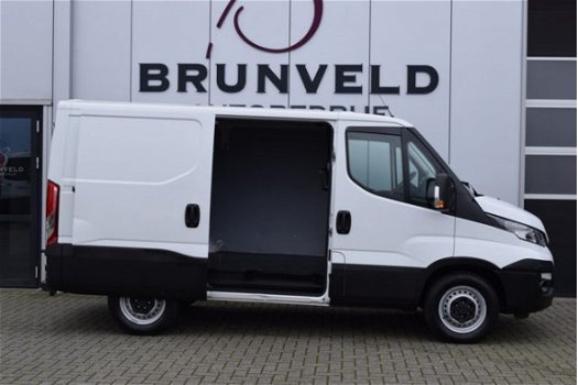 Iveco Daily - 35S12 L1H1, EURO 6, Airco, PDC, Bijrijdersbank, 3500kg trekhaakgewicht, Wb300, L1 H1 - 1