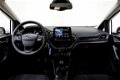 Ford Fiesta - 1.1 85pk Trend 5-deurs Airco Navigatie DAB Cruise Control - 1 - Thumbnail