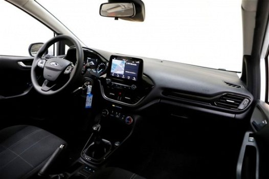 Ford Fiesta - 1.1 85pk Trend 5-deurs Airco Navigatie DAB Cruise Control - 1