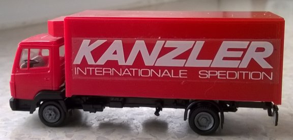 HERPA 828390 - Mercedes Bens Trucker “KANZLER” - nr. 1