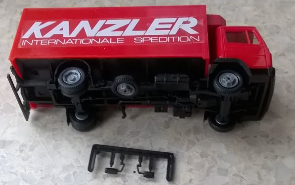 HERPA 828390 - Mercedes Bens Trucker “KANZLER” - Afbeelding 5