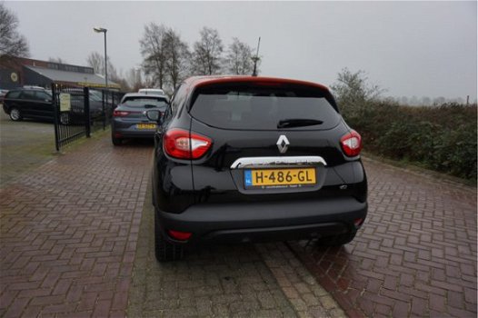 Renault Captur - 1.5 DCI 90PK AUTOMAAT INTENS LUXE ECC AIRCO CRUISECONTROL NAVIGATIE PARKEERSENSOREN - 1