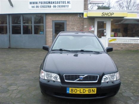 Volvo V40 - 2.0 T4 AIRCO-BJ-NOV-2002-APK NOV-2020 - 1