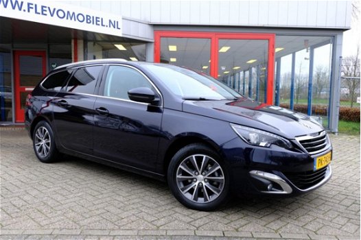 Peugeot 308 SW - 1.6 BlueHDI Blue Lease Premium Pack Pano/Navi/LMV/A-Cam - 1