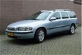 Volvo V70 - 2.4 T Comfort Line LM 16inch dakrails trekhaak 200PK - 1 - Thumbnail