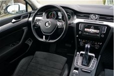 Volkswagen Passat Variant - 1.4 TSI GTE Highline Automaat Half Leder Alcantara Xenon Clima Camera PD