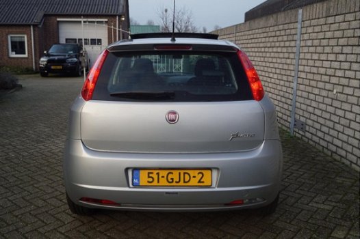 Fiat Grande Punto - 1.4-16V Ed. Lusso T-Jet 5 DRS 120 PK Airco Cruise Panodak LMV NL Auto - 1