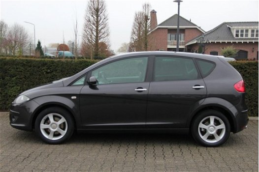 Seat Altea - 1.6 Reference Clima Cruise Sportstoelen Isofix LMV Zeer nette - 1