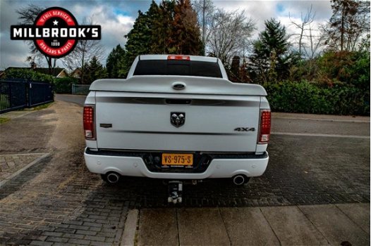 Dodge Ram 1500 - 5.7 V8 Crew Cab 5'7 LARAMIE HEMI 400PK 4x4 LPG-G3 Lage bijtelling - 1