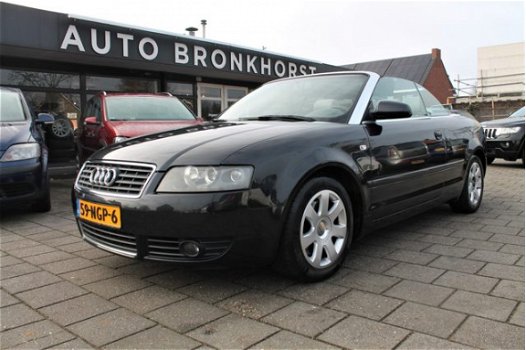 Audi A4 Cabriolet - 2.4 V6 AUTOMAAT, LEDER - 1