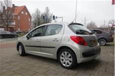 Peugeot 207 - 1.4 HDI XS