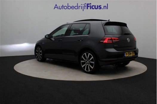 Volkswagen Golf - 1.4 TSI GTE AUTOMAAT MET PANORAMADAK, STOELVERWARMING, AIRCO , NAVI, ADAPTIVE CRUI - 1