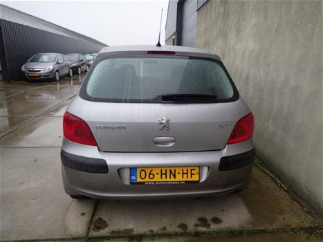 Peugeot 307 - 1.6-16V XT automaat, airco - 1