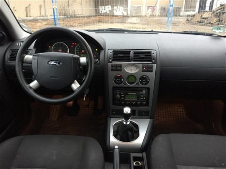 Ford Mondeo Wagon - 1.8-16V Centennial - 1