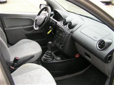 Ford Fiesta - 1.3 Ambiente 210d km nap airco sturbekr nieuwe apk