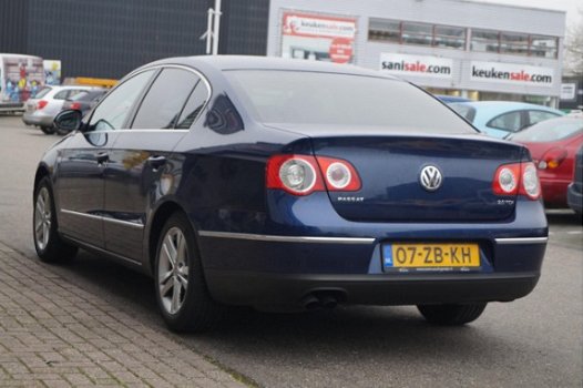 Volkswagen Passat - 2.0 TDI Comfortline AIRCO/CRUISE/6-BAK NETTE AUTO - 1