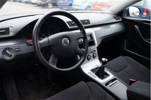 Volkswagen Passat - 2.0 TDI Comfortline AIRCO/CRUISE/6-BAK NETTE AUTO - 1