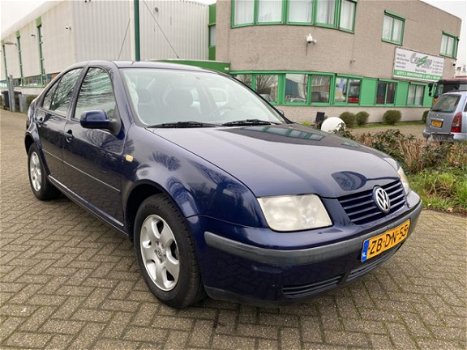 Volkswagen Bora - 1.9 TDI Trendline / airco meeneemprijs - 1