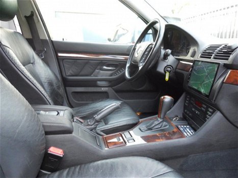 BMW 5-serie Touring - 525i Executive Aut Vol leder Elek pakket xenon NAVI Full option Inruil Mogelij - 1