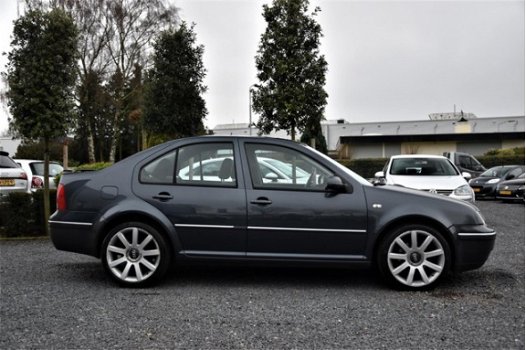 Volkswagen Bora - 2.0 Sportline Clima 18'' Trekhaak - 1