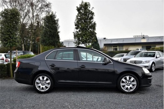 Volkswagen Jetta - 1.9 TDI Comfortline Navi Cruise Trekhaak Clima - 1