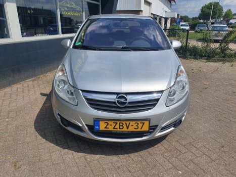 Opel Corsa - 1.2-16V Essentia Climate Control - 1