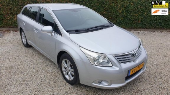 Toyota Avensis Wagon - 2.0 D-4D Dynamic - 1