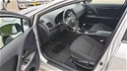 Toyota Avensis Wagon - 2.0 D-4D Dynamic - 1 - Thumbnail