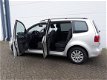 Volkswagen Touran - 1.4 TSI Comfortline stoelverwarming, parkeersensoren achter, navigatie, lichtmet - 1 - Thumbnail