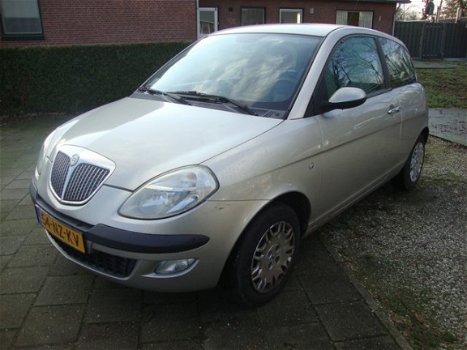 Lancia Y(psilon) - 1.2 Argento (Dynamo stuk, geen APK) - 1