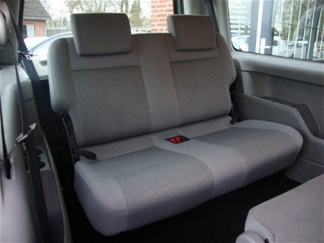 Volkswagen Caddy Maxi - 1.6 Comf.l. 7p. Life (airco, trekhaak) RIJKLAAR - 1