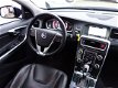 Volvo V60 - 2.4 D6 Ad-Cruise Nav/Cam Xen Trekh Harm-Kardon R-Design Ex BTW AWD Plug-In Hybrid - 1 - Thumbnail