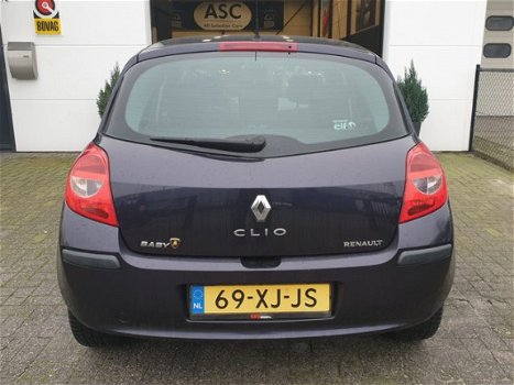 Renault Clio - 1.4-16V Dynamique AIRCO-ECC - CRUISECONTROL - LEDER - 5 DEURS - 1