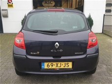 Renault Clio - 1.4-16V Dynamique AIRCO-ECC - CRUISECONTROL - LEDER - 5 DEURS