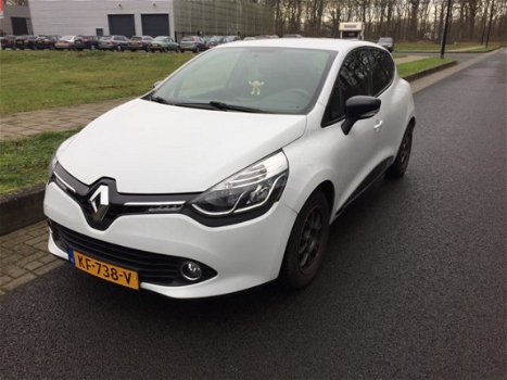 Renault Clio - TCe 90pk Expression Navig., Airco, Cruise, Trekhaak - 1