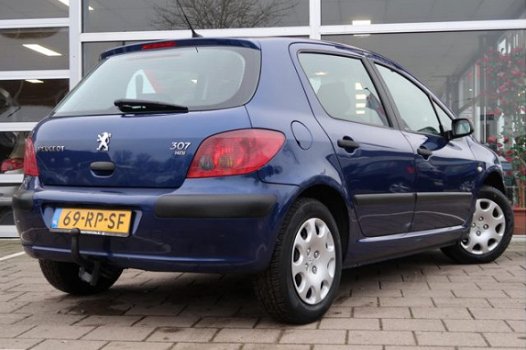 Peugeot 307 - 1.6 HDi XR / APK: 11-2020 / Trekhaak / 2005 - 1