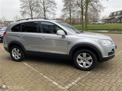 Chevrolet Captiva - 2.4i Style 2WD +Nieuwe APK 7 Persoons - 1