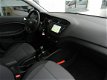 Hyundai i20 - 1.0 T-GDI Comfort Navigatie Lichtmetalen Velgen VAN €21.721, - VOOR € 19.995, - RIJKLA - 1 - Thumbnail