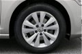 Volkswagen Golf - 1.2 TSI 105PK Comfortline | Navigatie | Parkeersensoren | 16 inch lichtmetalen vel - 1 - Thumbnail