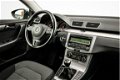 Volkswagen Passat Variant - 1.8 TSi Comfortline | Clima | Cruise | PDC V+A | Trekhaak | 17'' LMV | N - 1 - Thumbnail