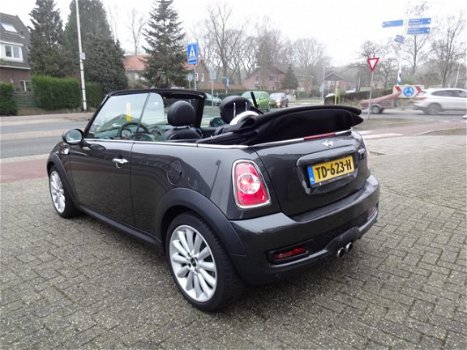 Mini Mini Cabrio - 1.6 Cooper S Chili Automaat 164pk Leer Xenon - 1