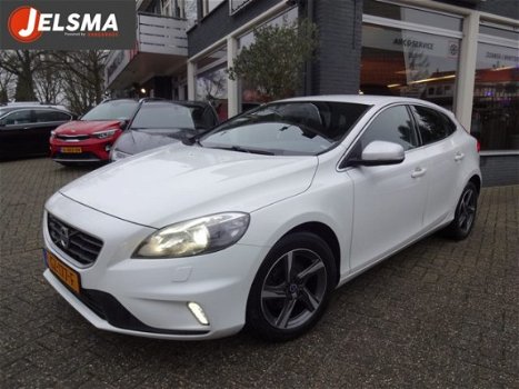 Volvo V40 - 2.0 D2 R-Design Business Xenon Navigatie - 1