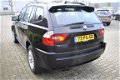 BMW X3 - 2.5i Executive leer, trekhaak afneemb, pdc v/a, cruise, clima - 1 - Thumbnail