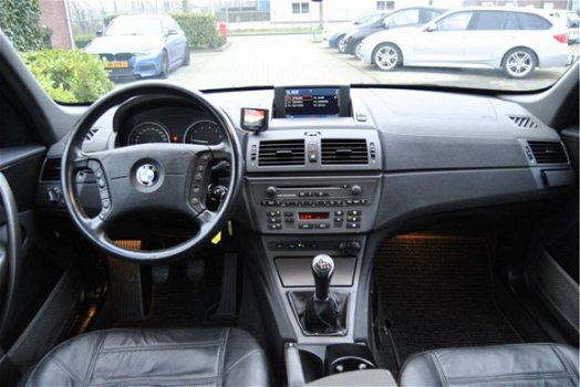 BMW X3 - 2.5i Executive leer, trekhaak afneemb, pdc v/a, cruise, clima - 1