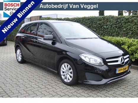 Mercedes-Benz B-klasse - 180 Ambition ex btw leer, navi, cruise, airco, pdc - 1