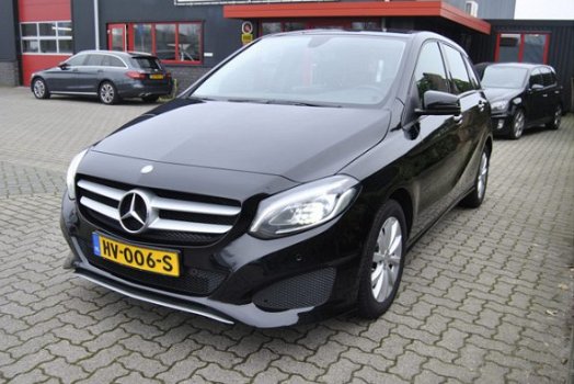 Mercedes-Benz B-klasse - 180 Ambition ex btw leer, navi, cruise, airco, pdc - 1