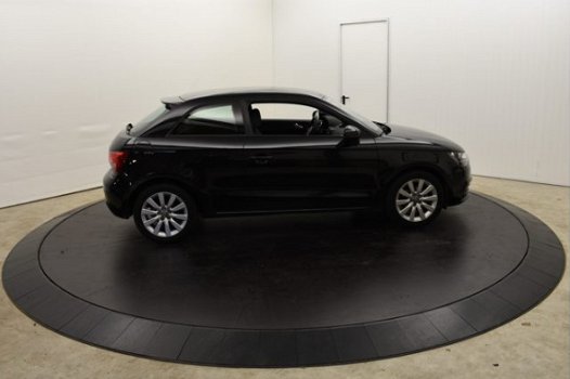 Audi A1 - 1.2 TFSI 86PK Connect Navi PDC Airco Cruise - 1