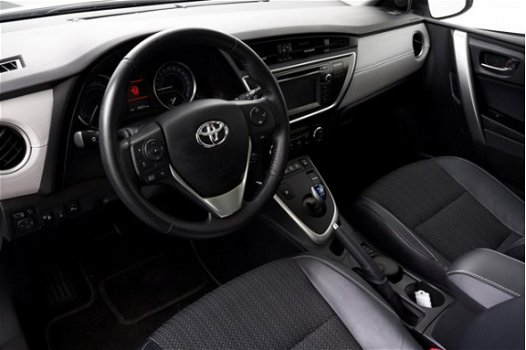 Toyota Auris - 1.8 HYBRID LEASE PRO, 48000 KM, PANORAMADAK, VELE OPTIE'S - 1