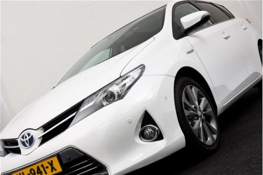 Toyota Auris - 1.8 HYBRID LEASE PRO, 48000 KM, PANORAMADAK, VELE OPTIE'S - 1