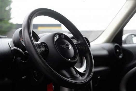 Mini Mini Countryman - 1.6 Cooper Salt / Navigatie / Airco / Half leder / 18 inch / Pdc - 1